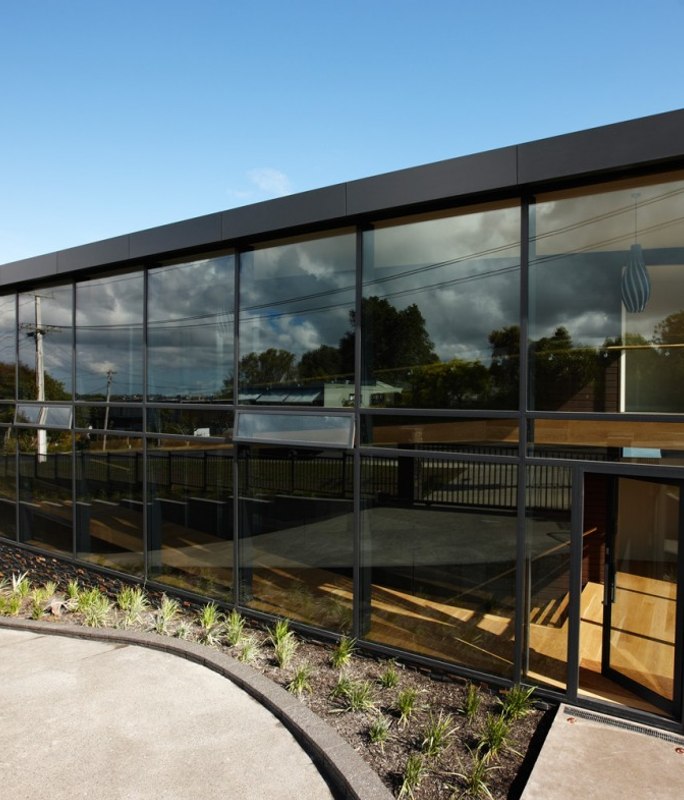 Building-wide: integrated window and door facade solutions