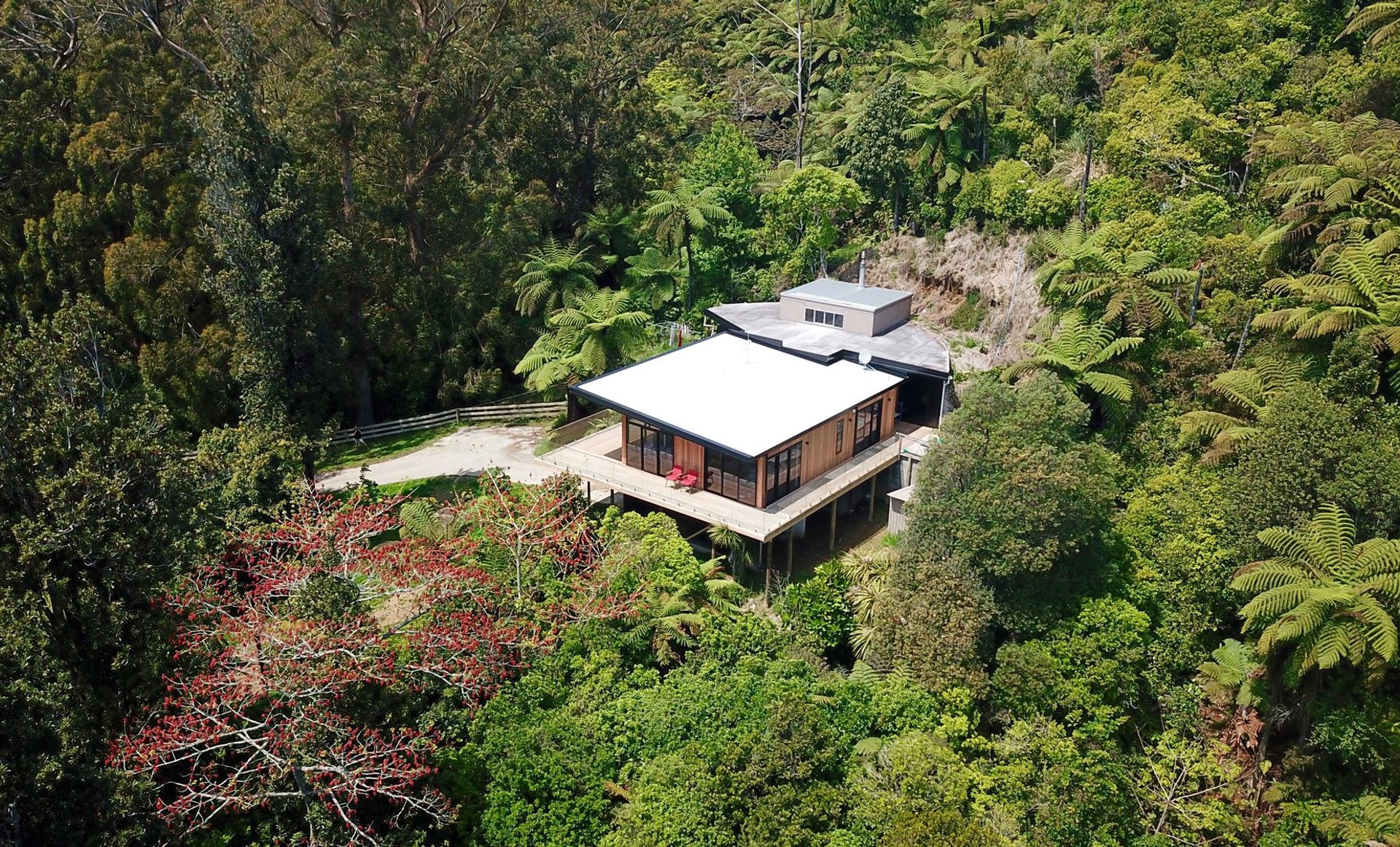 Oakura Home