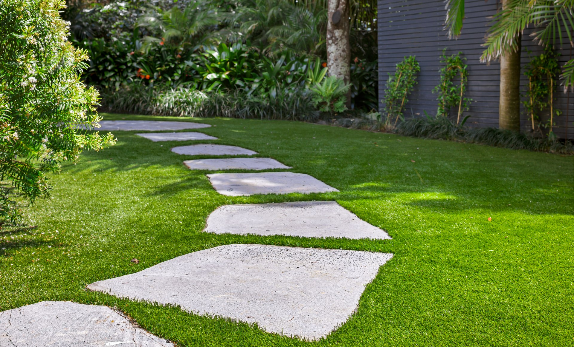 Summer 38 - Artificial Grass