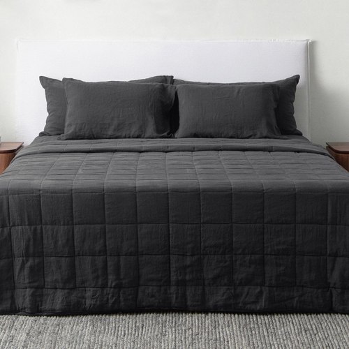 Charcoal Cotton-filled Linen Quilts
