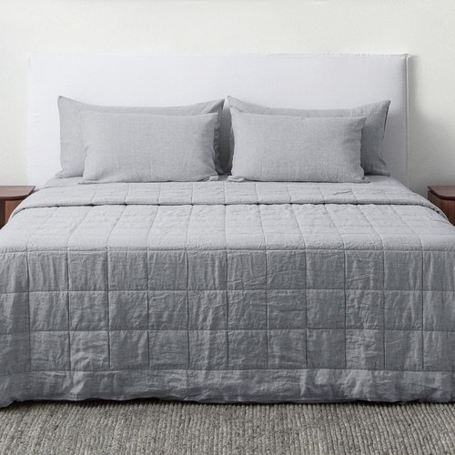 Marl Dove Wool-filled Linen Quilts