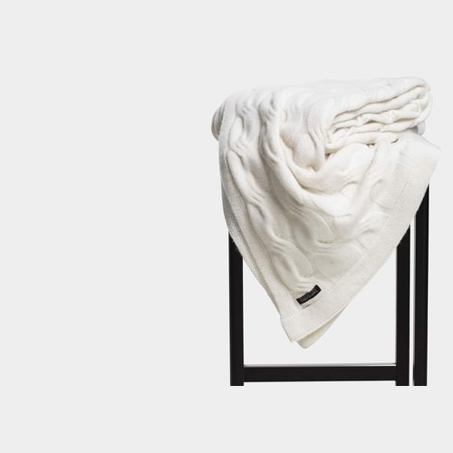 Natural Chunky Cable Italian Cashmere Throws