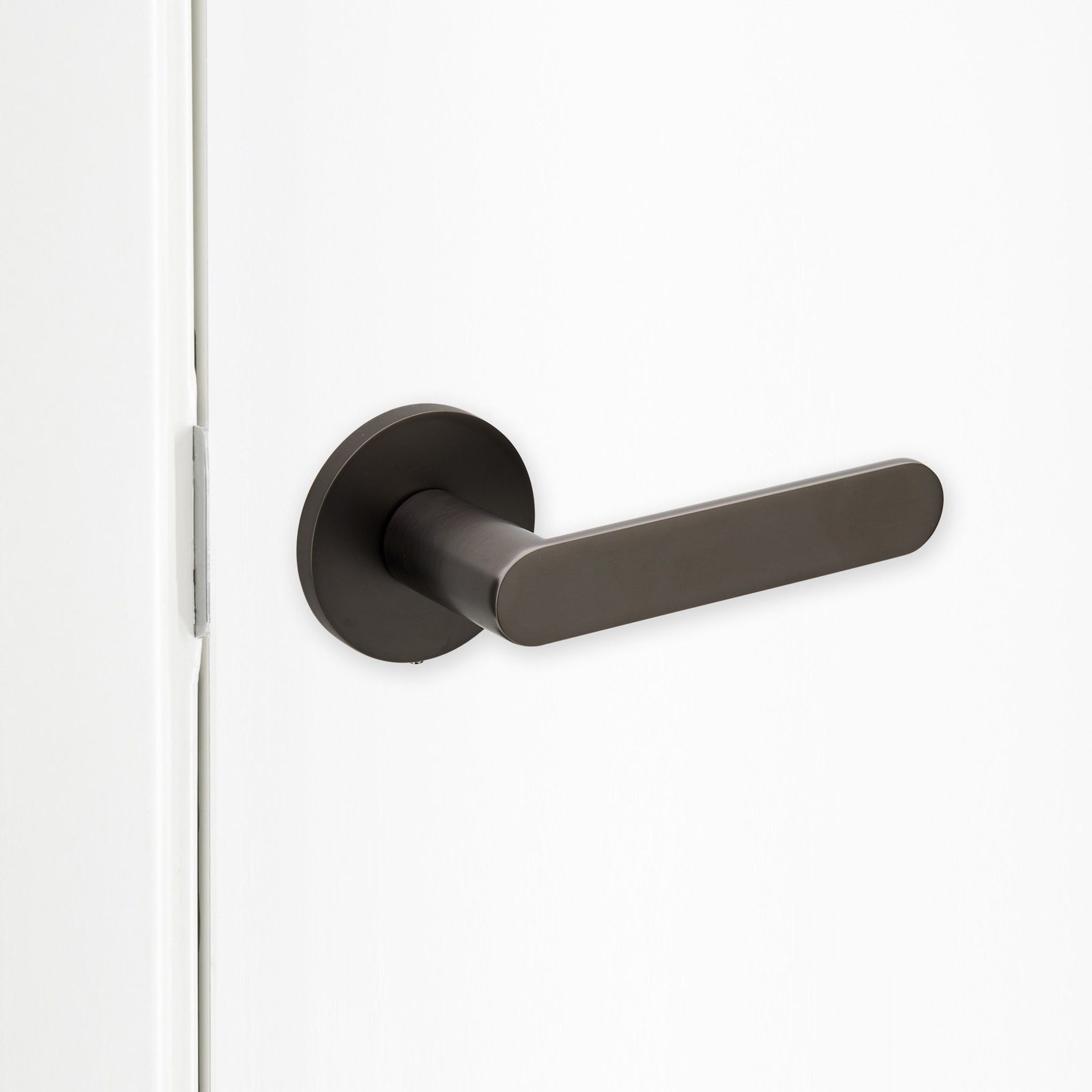 GUNMETAL GREY Door Handle PASSAGE (63mm rose) I Mucheln BERKLEY