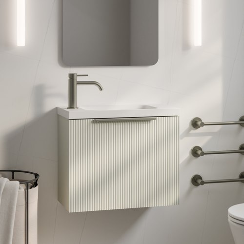 Matte White Lineare Pillar 550 Vanity