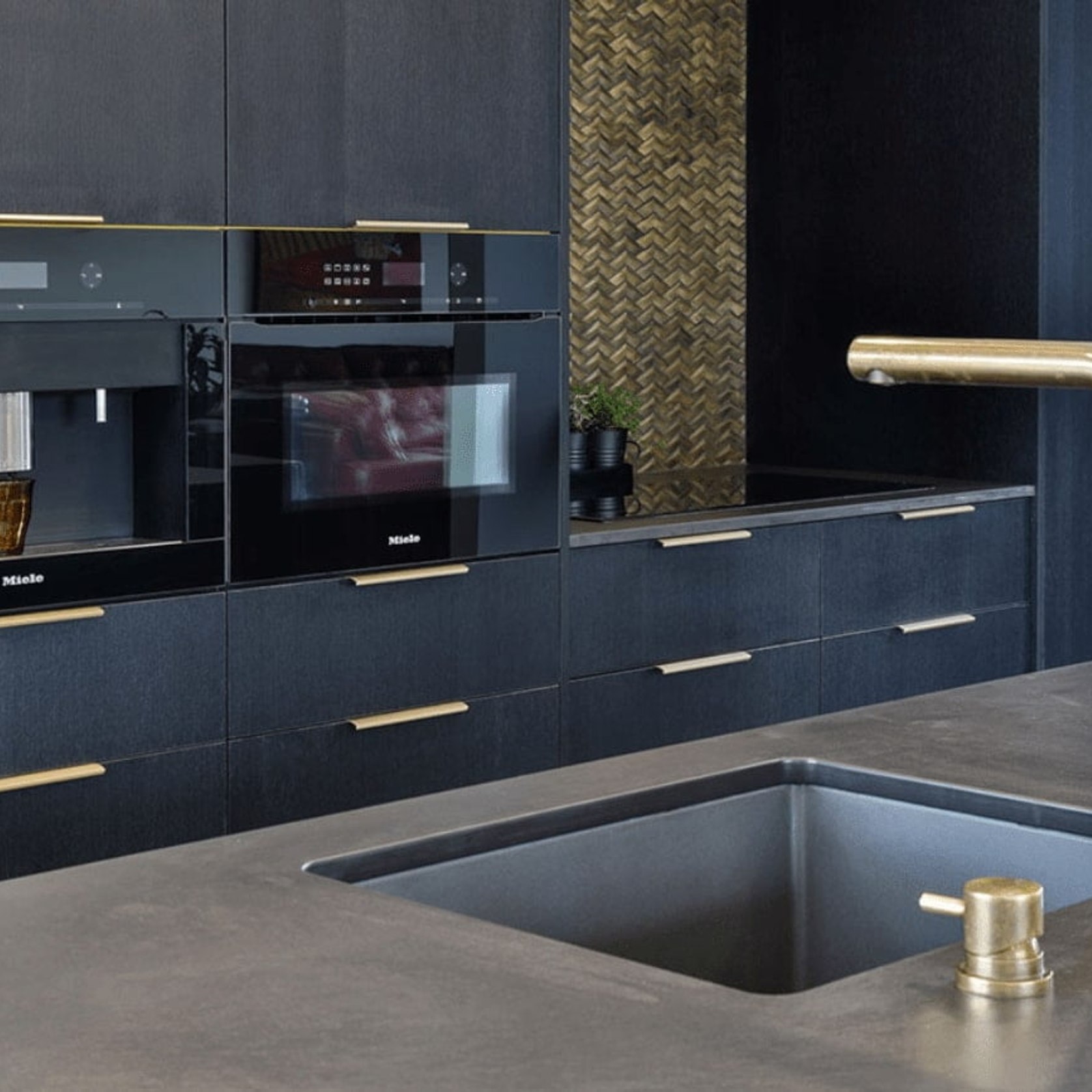 Kitchen Lip Pull Handles Darwin ArchiPro AU