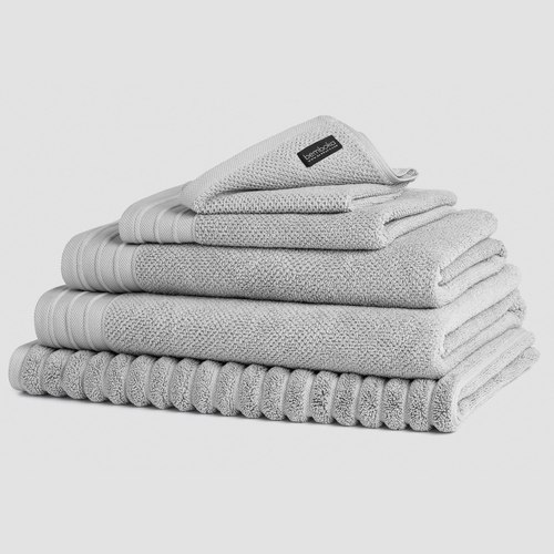 Dove Jacquard Bath Towels