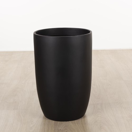 Matte Black Alderley Vase