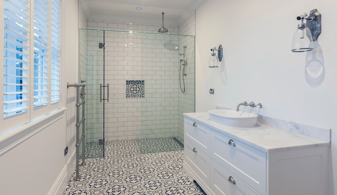 Glass Shower Doors Sliding & Hinged Shower Doors NZ ArchiPro AU