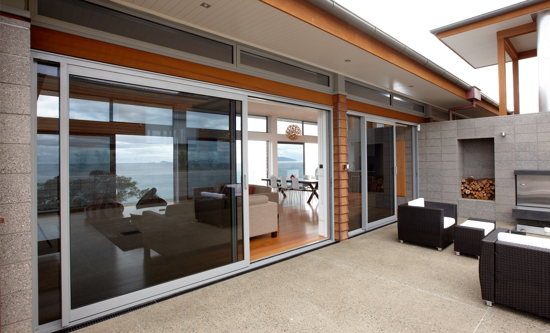Euroslider™ Smooth Sliding Door