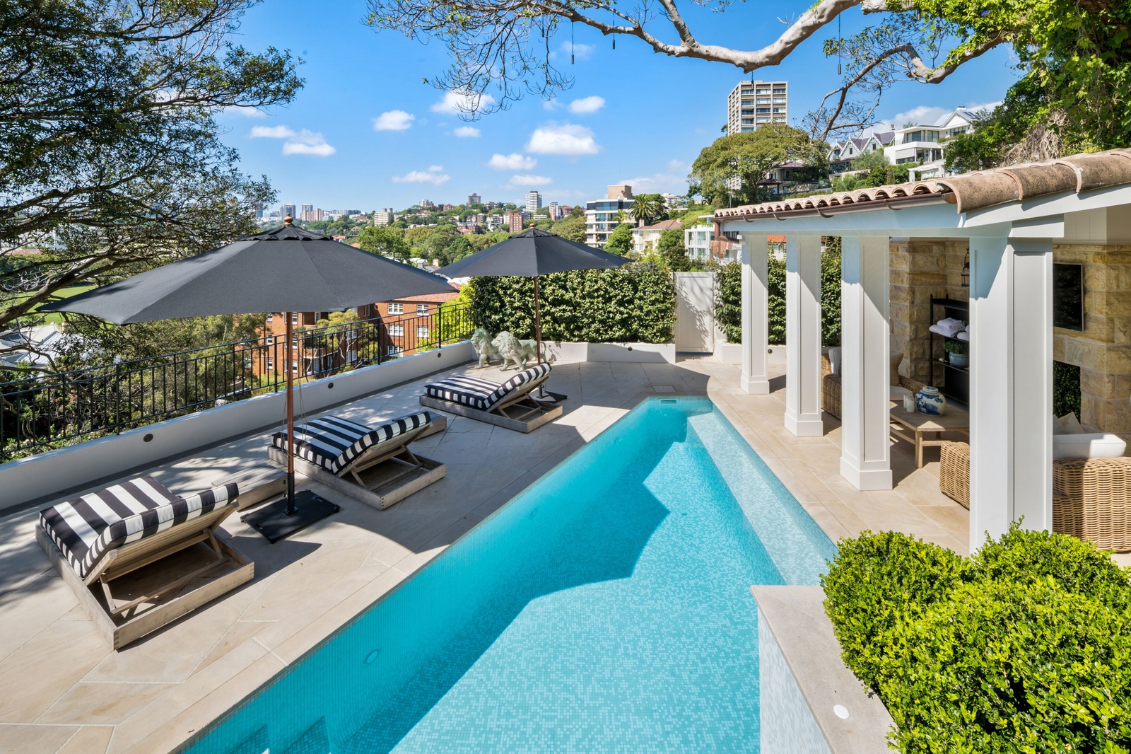Darling Point Dream Home: Stone Meets Style in a Stunning Project!