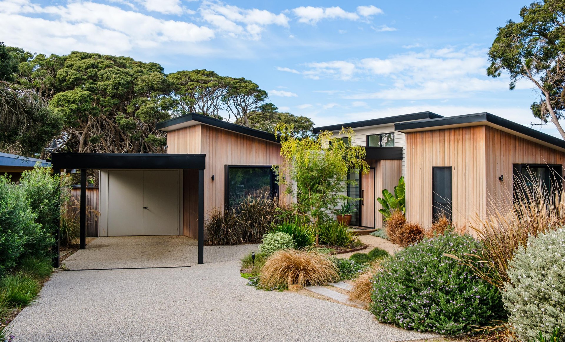 LOCKINGTON LODGE- Point Lonsdale, Victoria