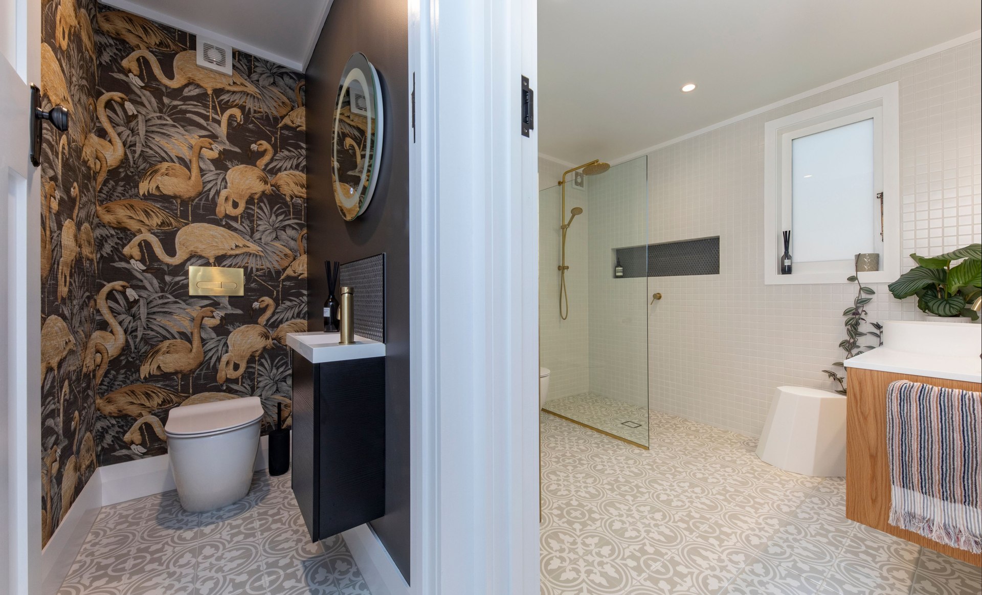 Warwick Ave : Main Bathroom and Toilet