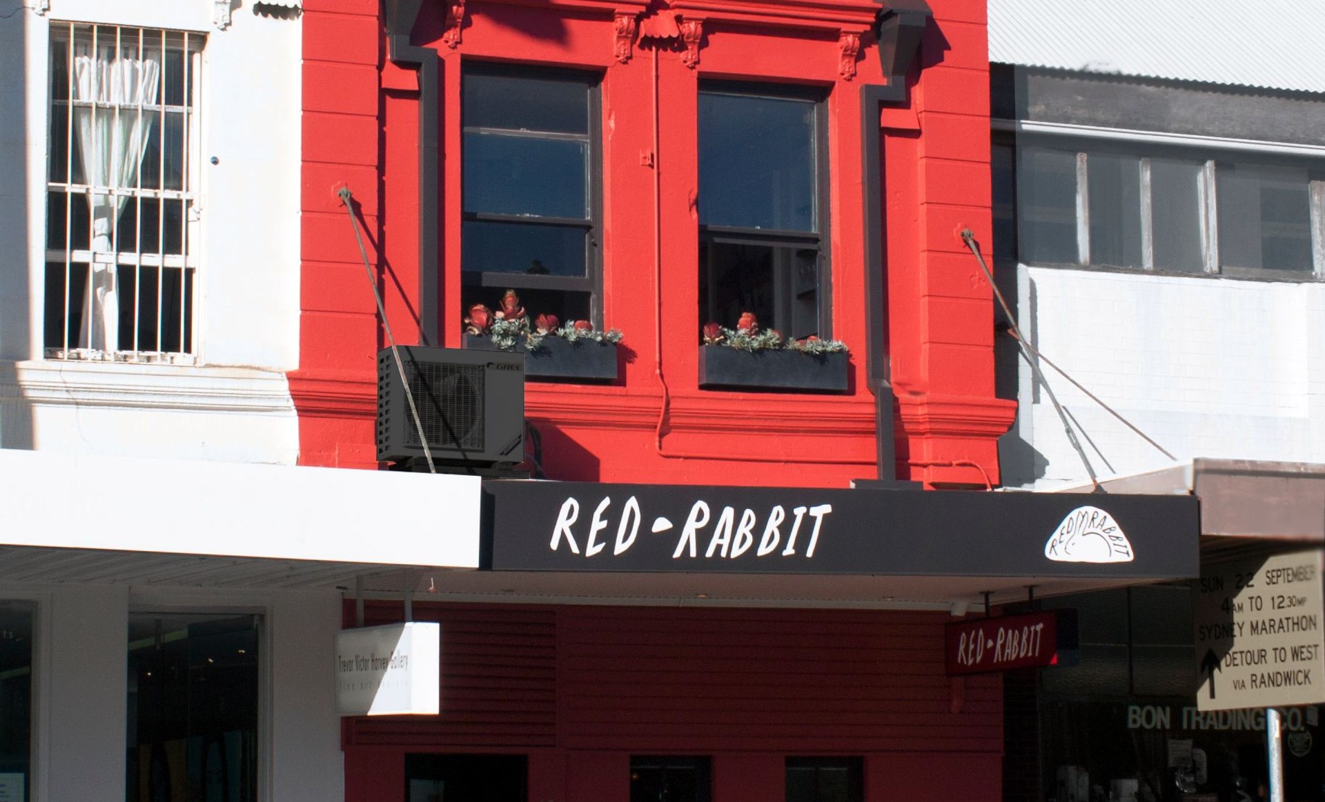 Red Rabbit, Restaurant