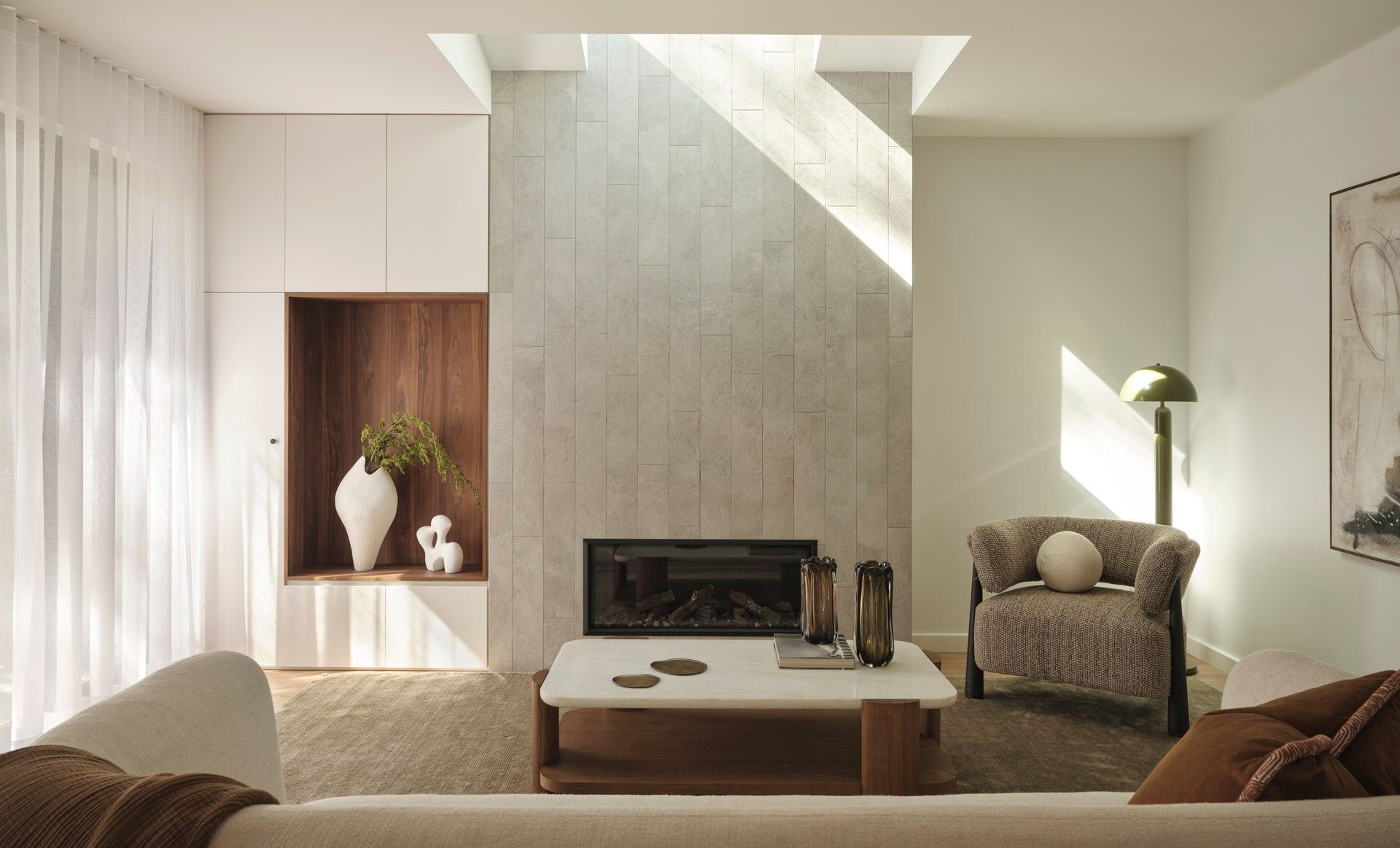 A Crows Nest Home Reimagined from Within instead of A Crows Nest home that keeps its secret from the street
