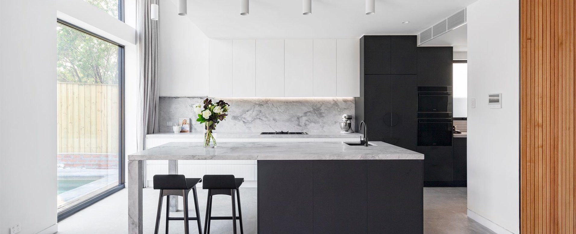 Stylish B&W Kitchen Design, Rodd Point by Premier Kitchens Australia