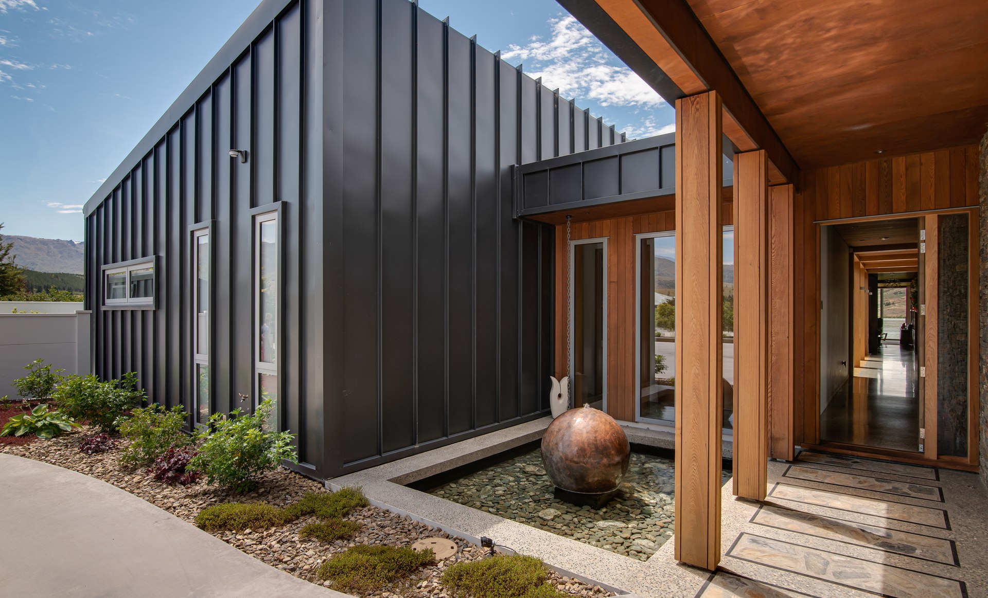 Cromwell Lakehouse