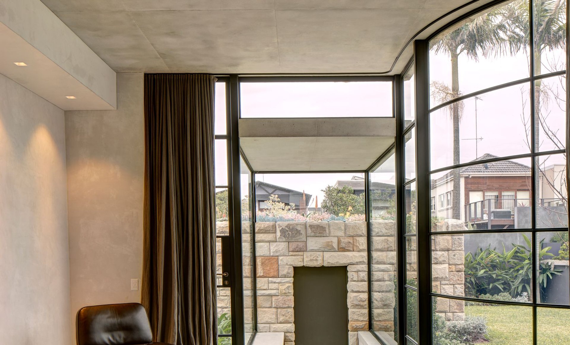 Clovelly House
