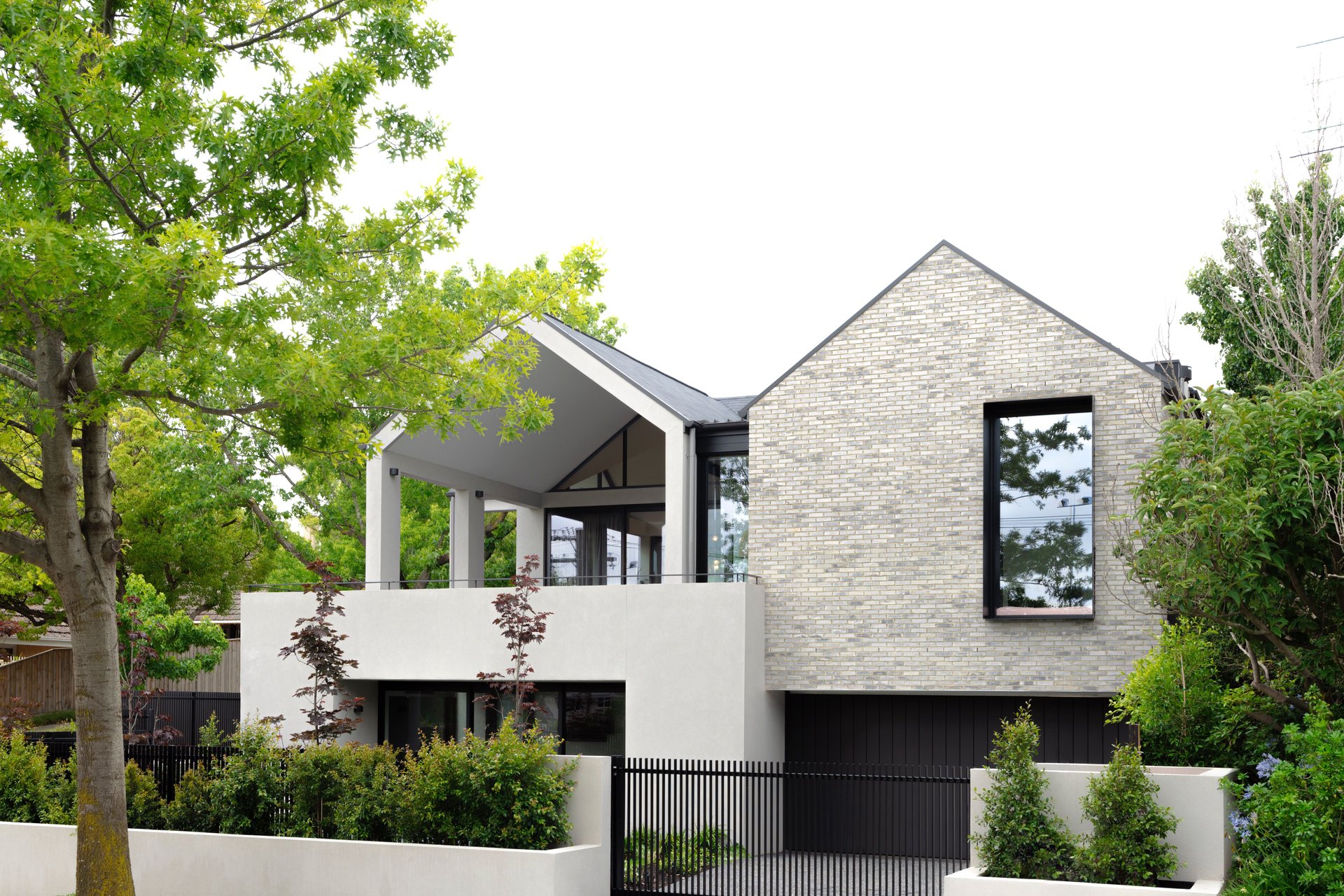 Sunset House by Robertson's Building Products | ArchiPro AU