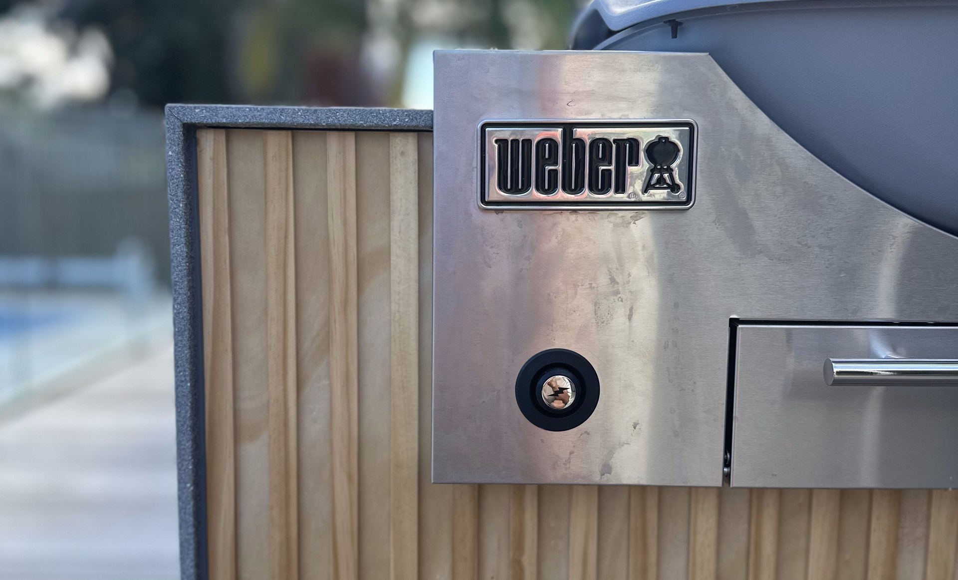 Custom Outdoor Kitchen(BBQ)