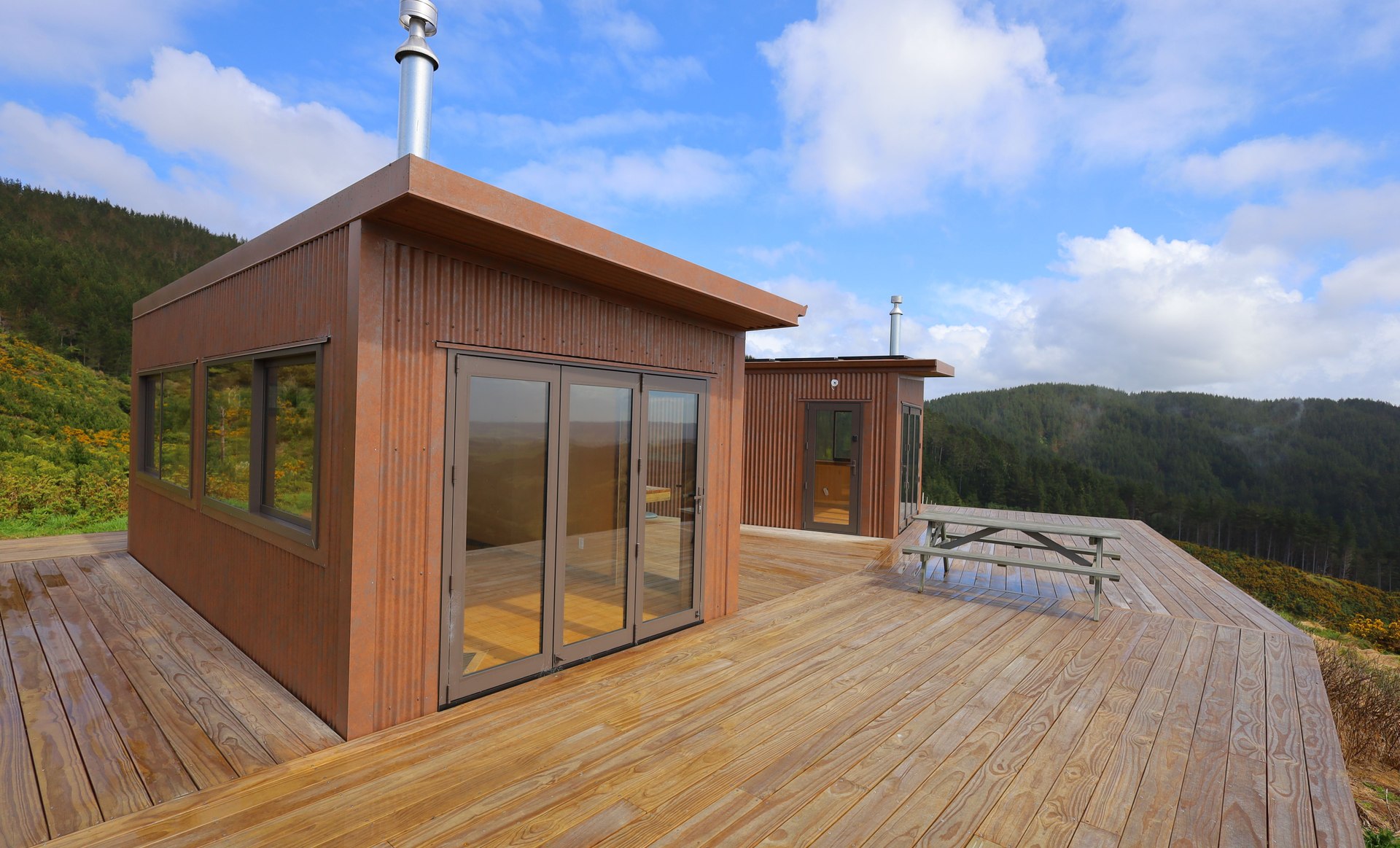ECO Huts | Auckland, New Zealand