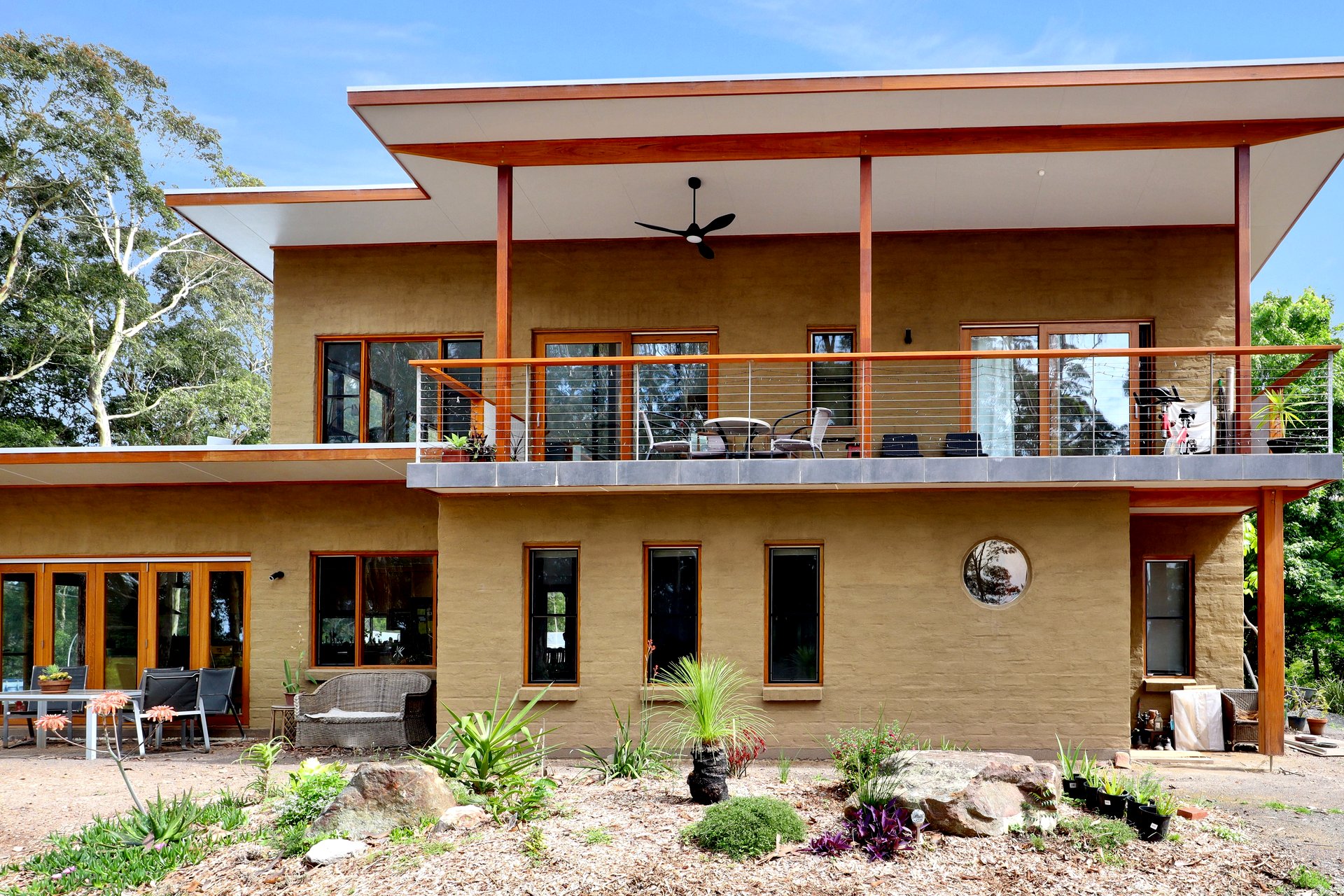Made from the Earth - Mudbrick Home by Shelter Building Design ...