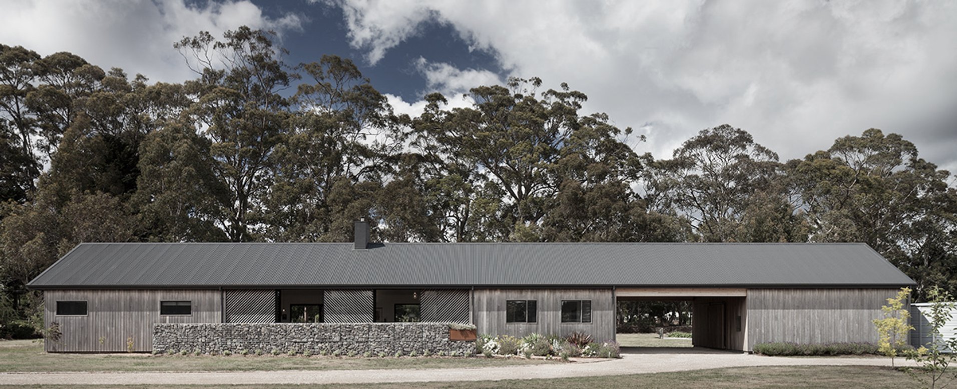 first-nations-longhouse