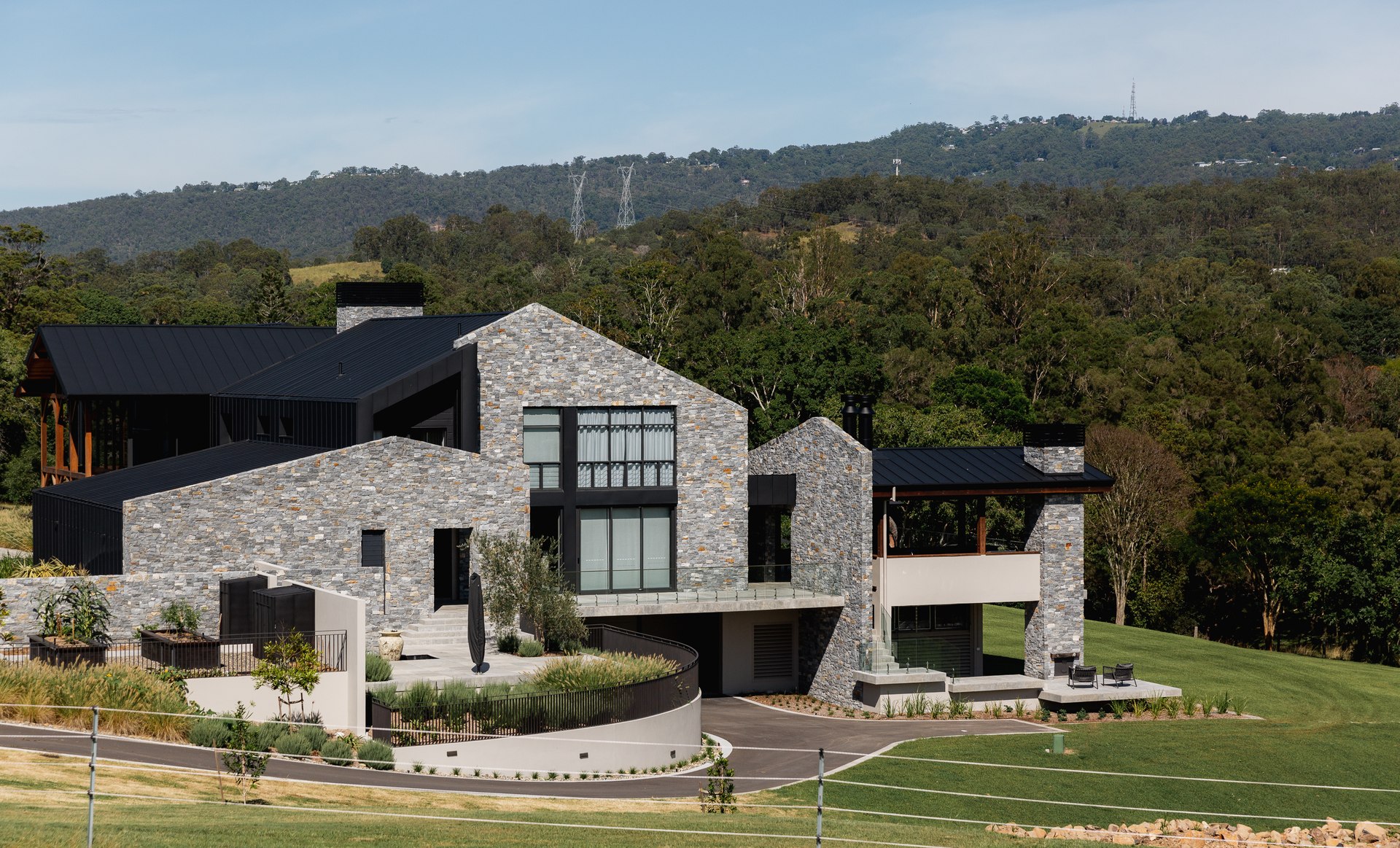 Mountain View - Building Design