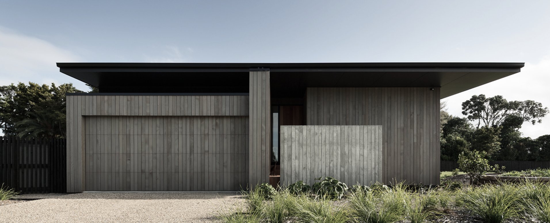 House Under Eaves by MRTN Architects ArchiPro AU